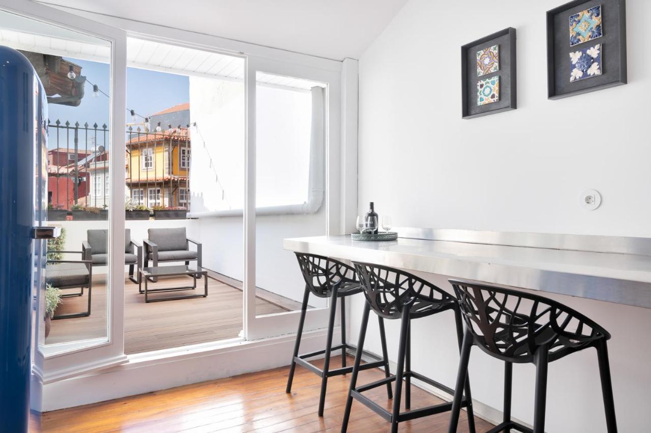 Historical Penthouse At Cardosas Block Apartment Porto Exterior photo